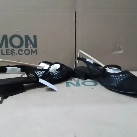 BOXED BRAND NEW APPROXIMATELY 9 SIMPLY BE JUPITER EXTRA WIDE SHOES BLACK SIZE 5