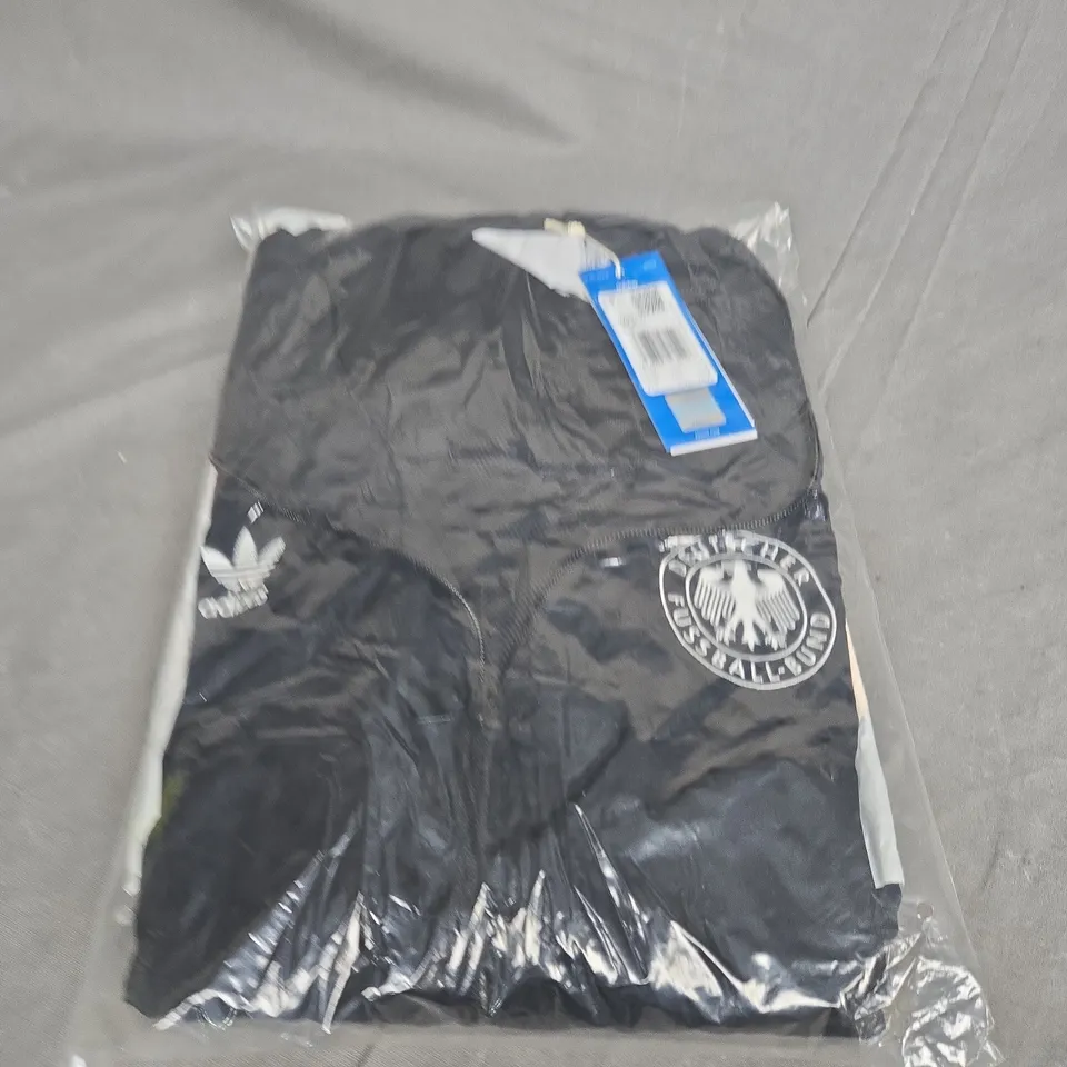 BAGGED ADIDAS GERMANY FULL ZIP JACKET SIZE L