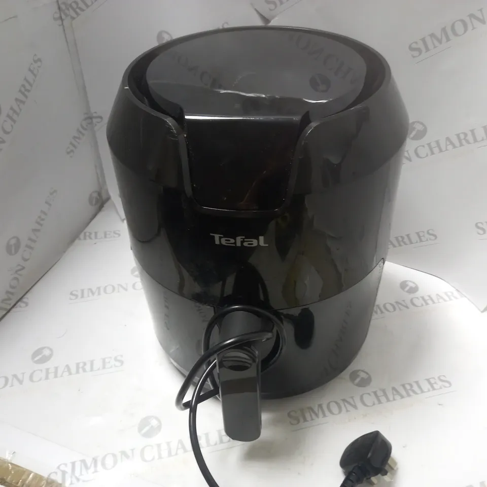TEFAL AIRFRYER IN BLACK (EY4018)