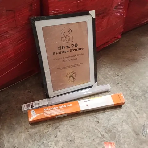 PALLET OF ASSORTED ITEMS TO INCLUDE - RETRACTABLE SAFETY GATE, PICTURE FRAME, WINDOW BLIND