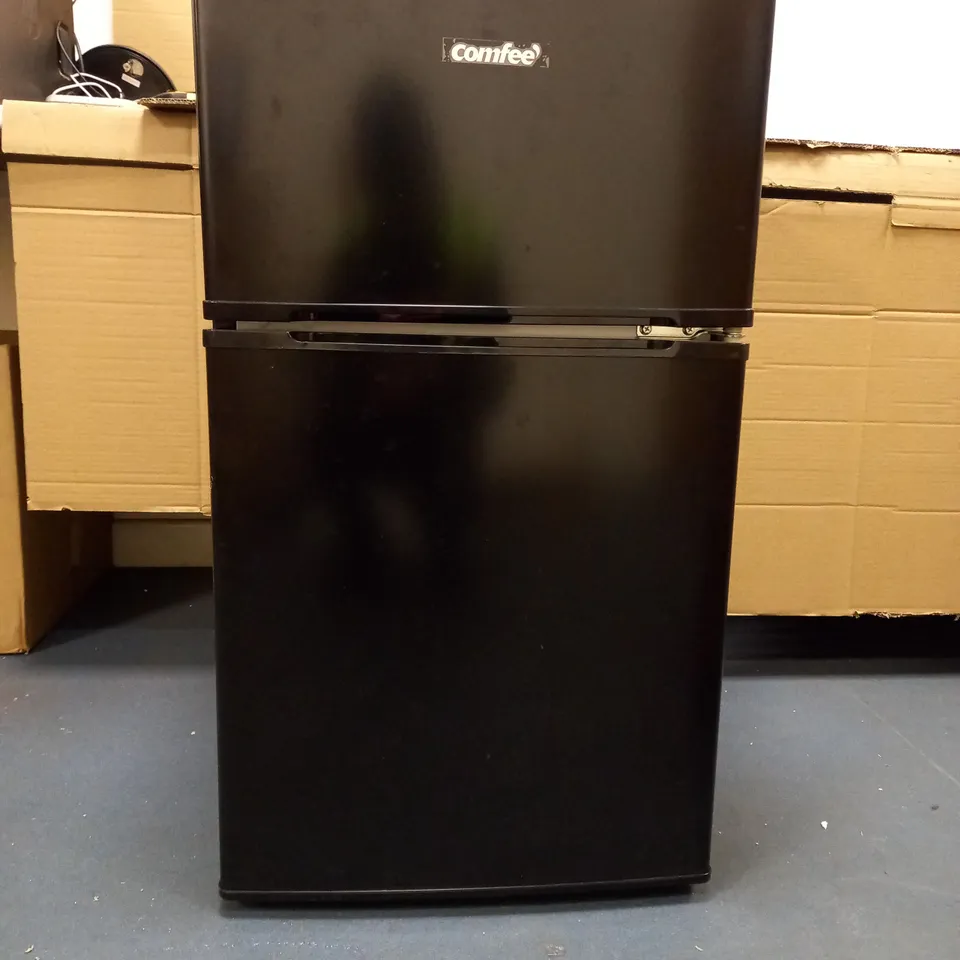 COMFEE' 87 LITRE FRIDGE FREEZER RCT87BL1(E) LOW FROST FRIDGE DOUBLE DOOR FRIDGE
