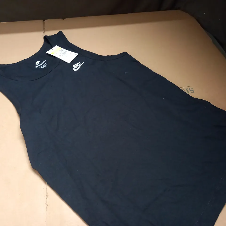 THE NIKE BLACK VEST - S
