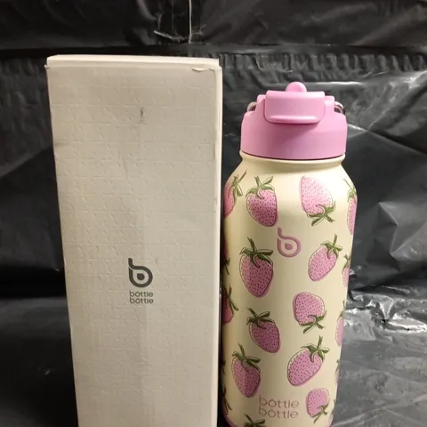 BOTTLE BOTTLE STRAWBERRY PATTERN WATER BOTTLE – PINK LID