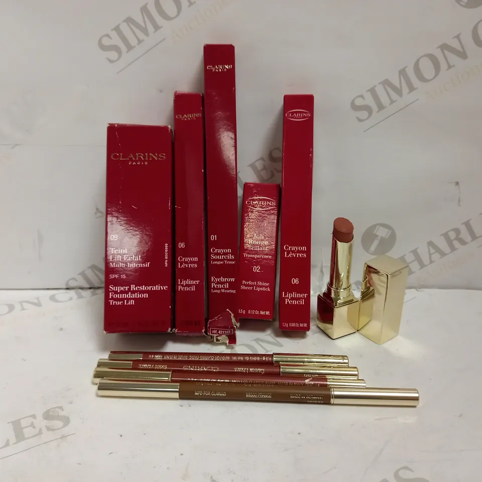 LOT OF 10 CLARINS MAKE-UP ITEMS