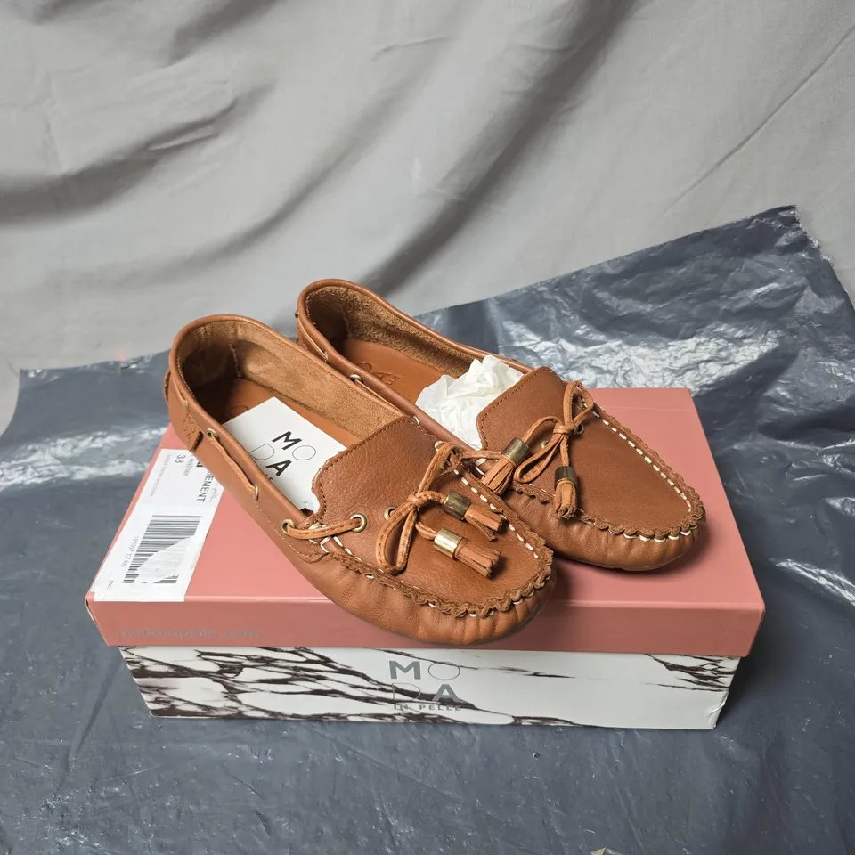 MODA IN PELLE BROWN LEATHER TASSEL MOCCASINS – WOMEN'S SHOES SIZE 38