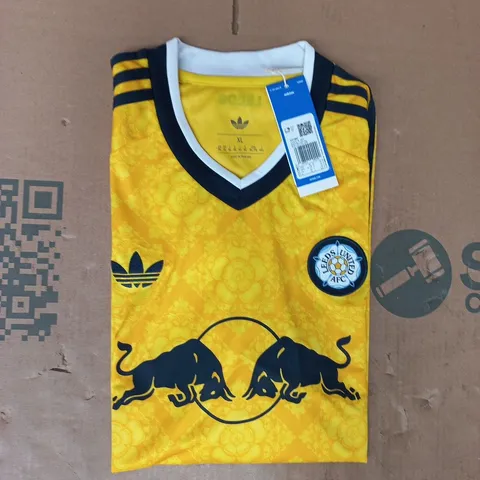 ADIDAS LEEDS UNITED FOOTBALL JERSEY IN YELLOW SIZE UK XL