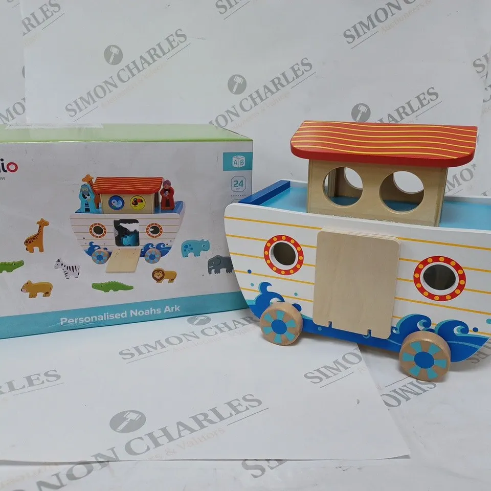 BOXED STUDIO PERSONALISED NOAH'S ARK AGES 3+