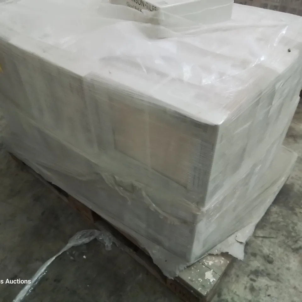 PALLET OF 48 × 10 BRAND NEW JOHNSONS GRA BEIGE WALL TILES EACH 36 × 27cm × 8mm