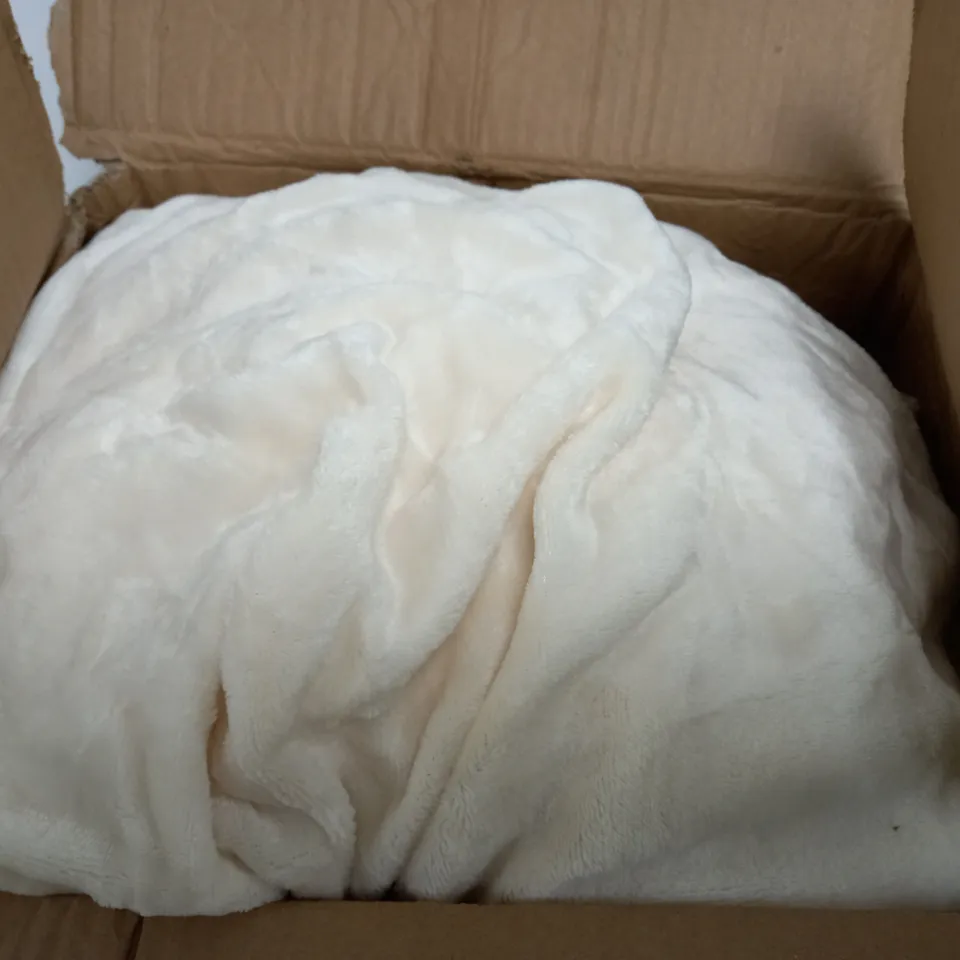 CREAM DOUBLE HEATED THROW