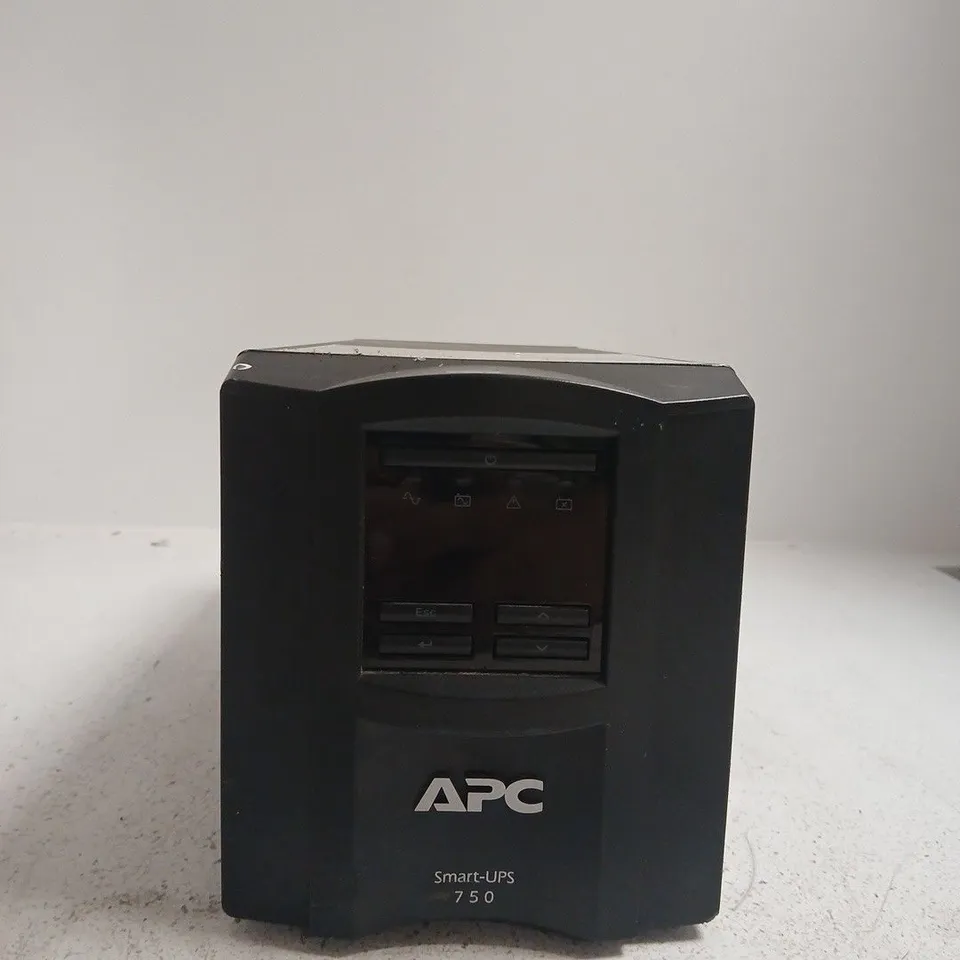 APC SMART-UPS 750 UNINTERRUPTIBLE POWER SUPPLY