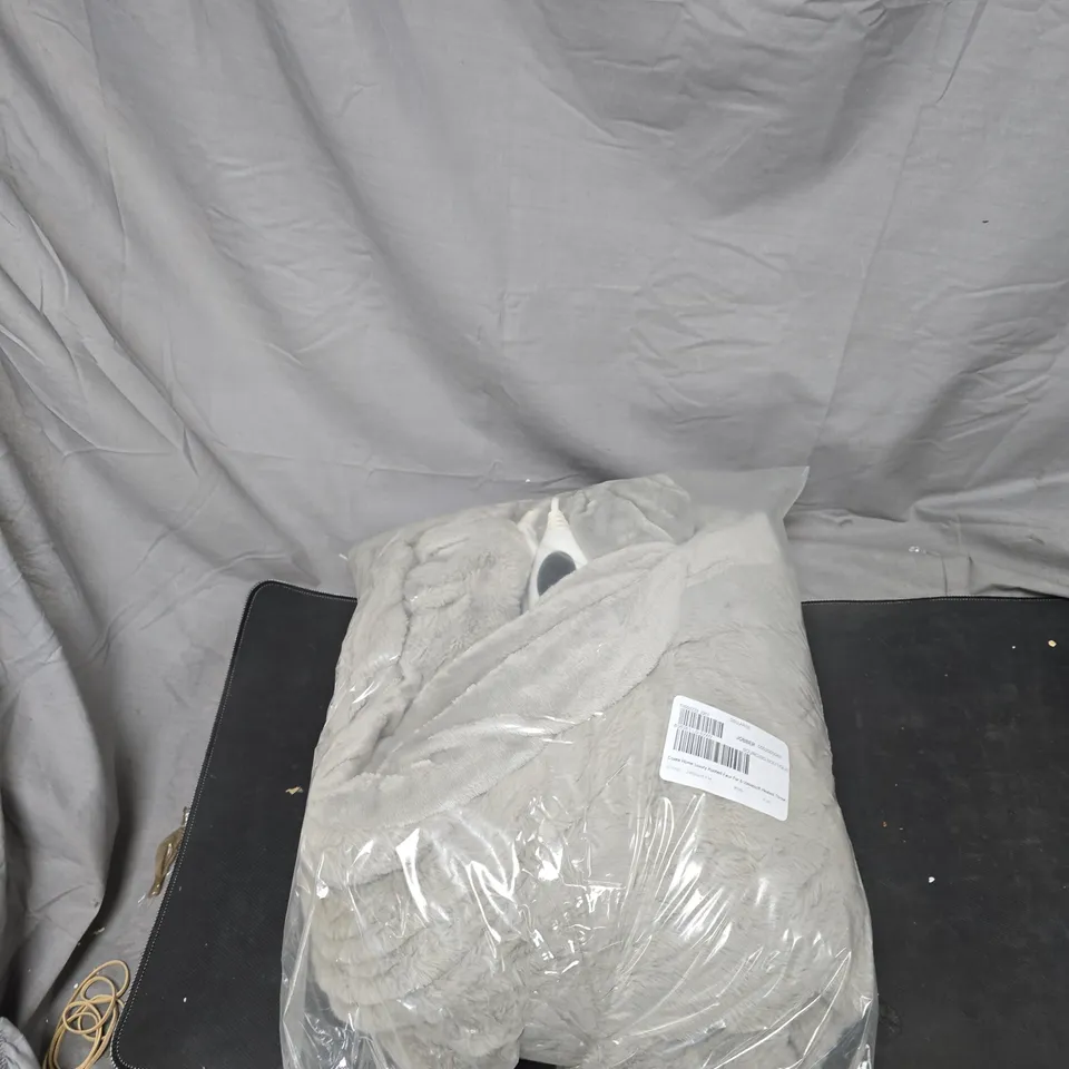 COZEE HOME LUXURY RUCHED FAUX FUR AND VELVETSOFT HEATED THROW