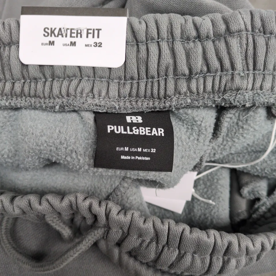 PULL&BEAR SKATER FIT JOGGERS – GREY, UK 32 (EU M / US M)