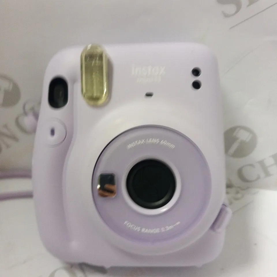 BOXED FUJIFILM INSTAX MINI 11 INSTANT CAMERA