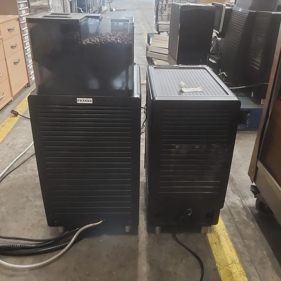 FRANKE A600 COMMERCIAL COFFEE MACHINE WITH MILK CHILLER
