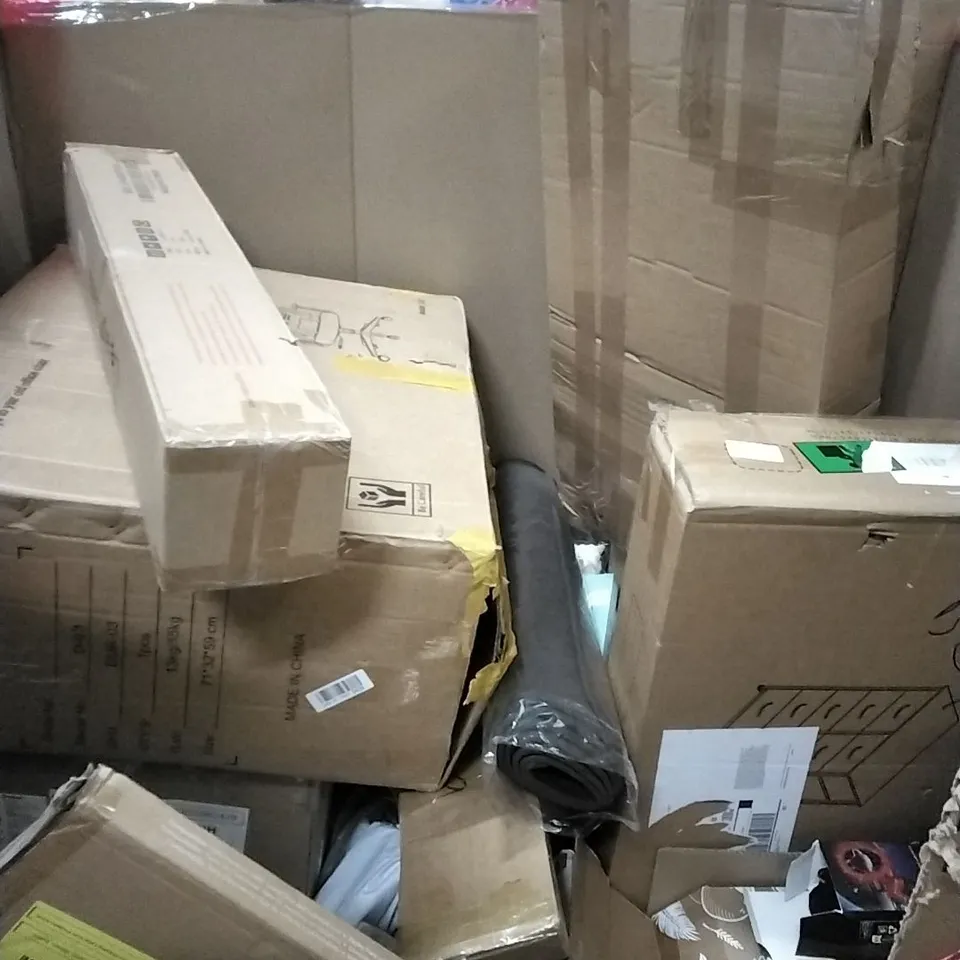 PALLET OF HOUSEHOLD ITEMS TO INCLUDE CHEFMAN CRAFTBREW, VANITY MIRROR, PET TRAVEL CASE,CEILING FAN WITH LIGHT AND OTHER ASSORTED ITEMS...