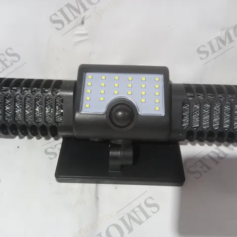 BOXED OUTLET BELL & HOWELL SOLAR ZAPPER