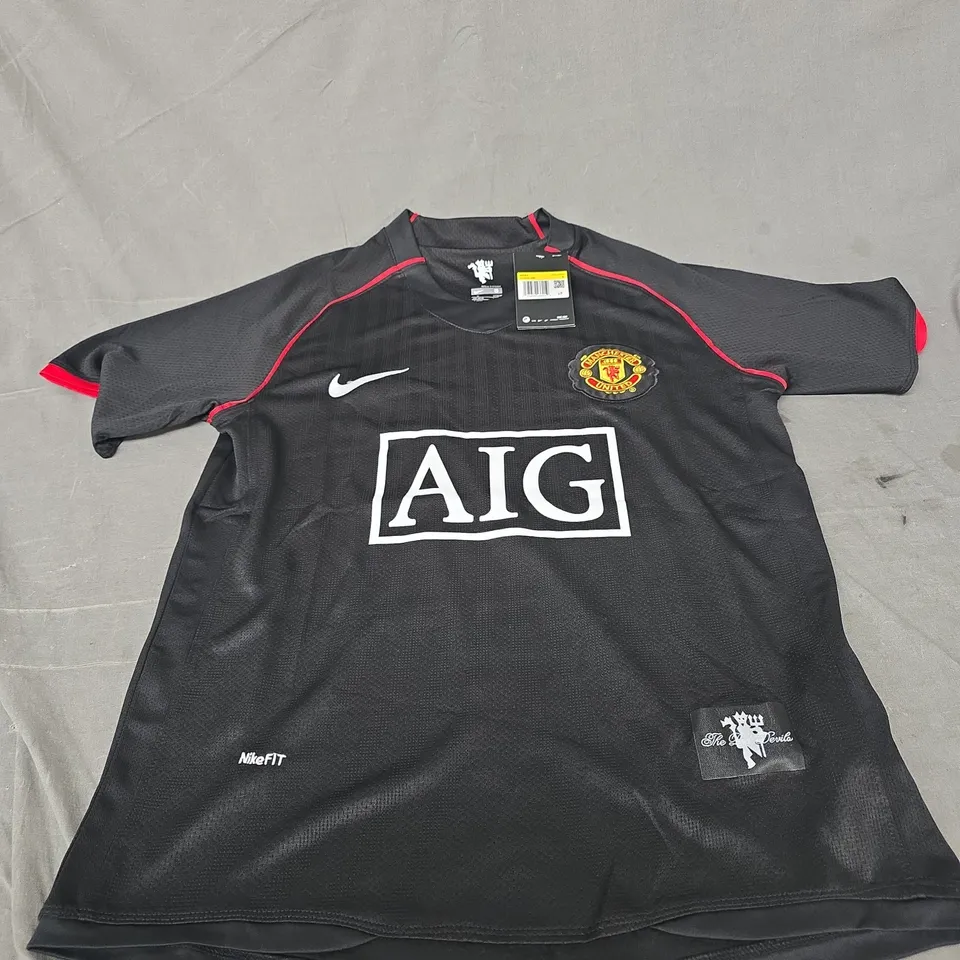 MANCHESTER UNITED 2008/2009 AWAY KIT SIZE S