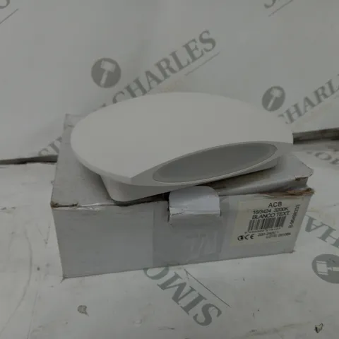 BOXED ACB ILLUMINACION KIRA 1 LIGHT WALL LAMP WHITE