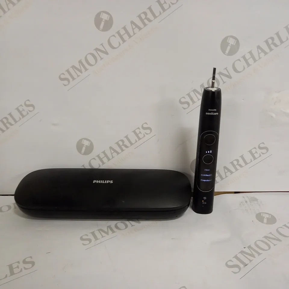 PHILIPS BLACK TOOTHBRUSH WITH CASE 