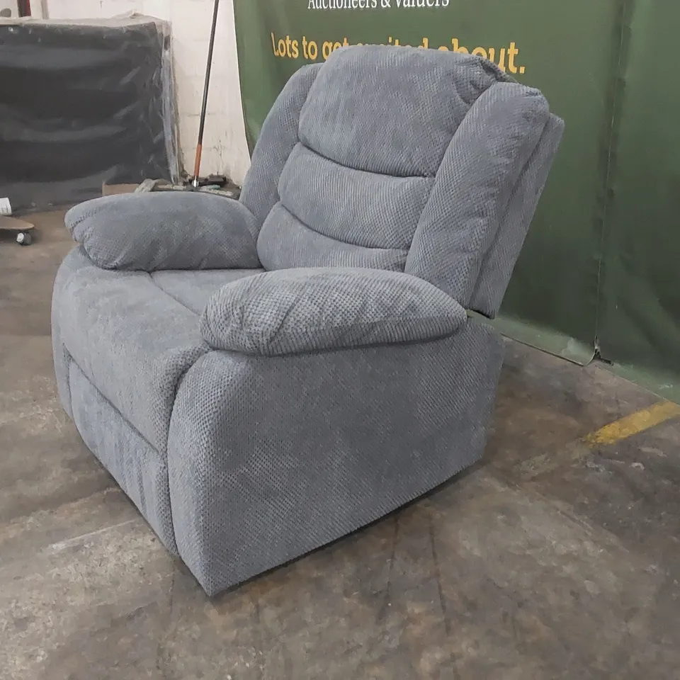 QUALITY DESIGNER FABRIC UPHOLSTERED MANUAL RECLINER ARMCHAIR