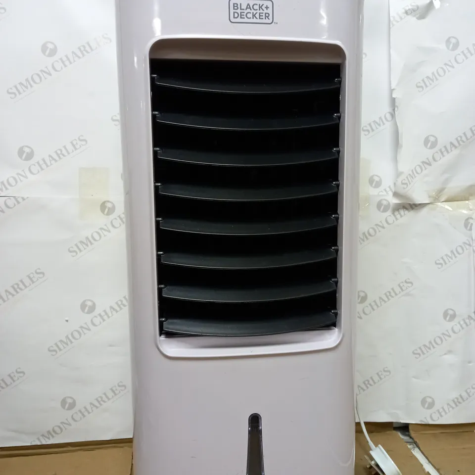 BLACK+DECKER 7 LITRE DIGITAL 2-IN-1 AIR COOLER