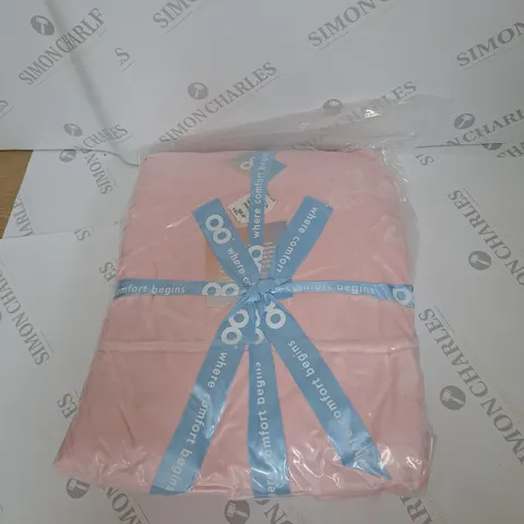 OODIE OVERSIZED HOODED BLANKET - PINK