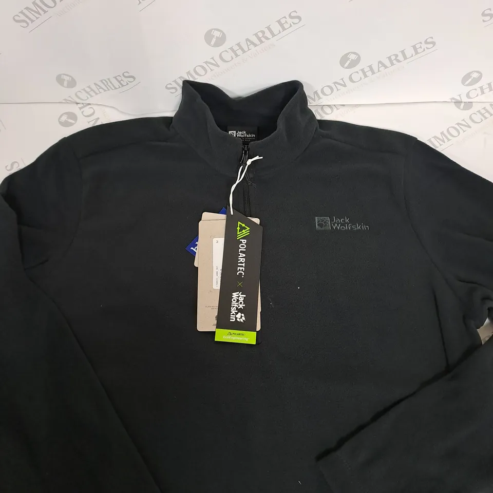 JACK WOLFSKIN 1/4 ZIPPED FLEECE SIZE M