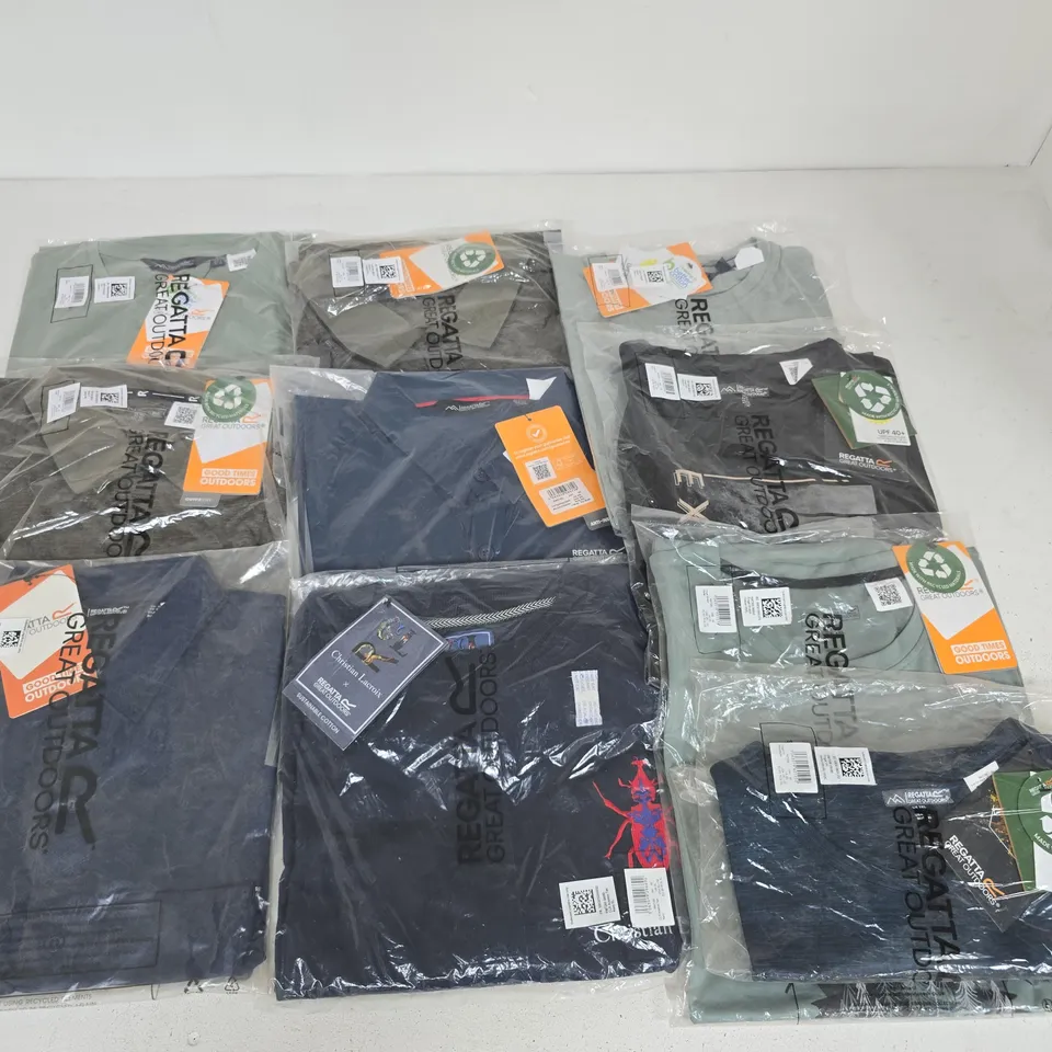 LOT OF 10 ASSORTED BRAND NEW REGATTA T-SHIRTS IN VARIOUS STYLES, COLOURS AND SIZES