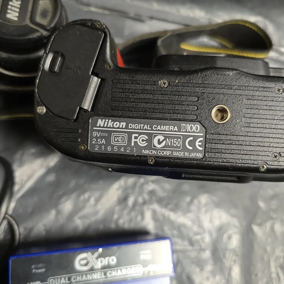 NIKON D100 DIGITAL CAMERA WITH NIKKOR 50MM F/1.8 LENS, CHARGER AND STRAP - COLLECTION ONLY