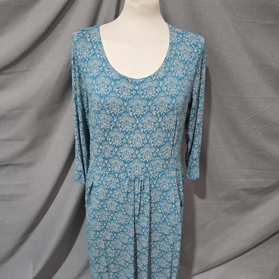 WEIRD FISH PATTERN DRESS - SIZE 14