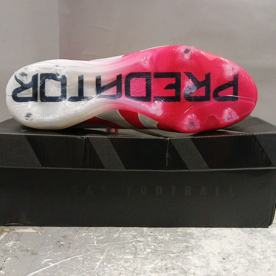 BOXED PAIR OF ADIDAS PREDATOR ELITE FOOTBALL BOOTS IN RED/WHITE SIZE UK 9