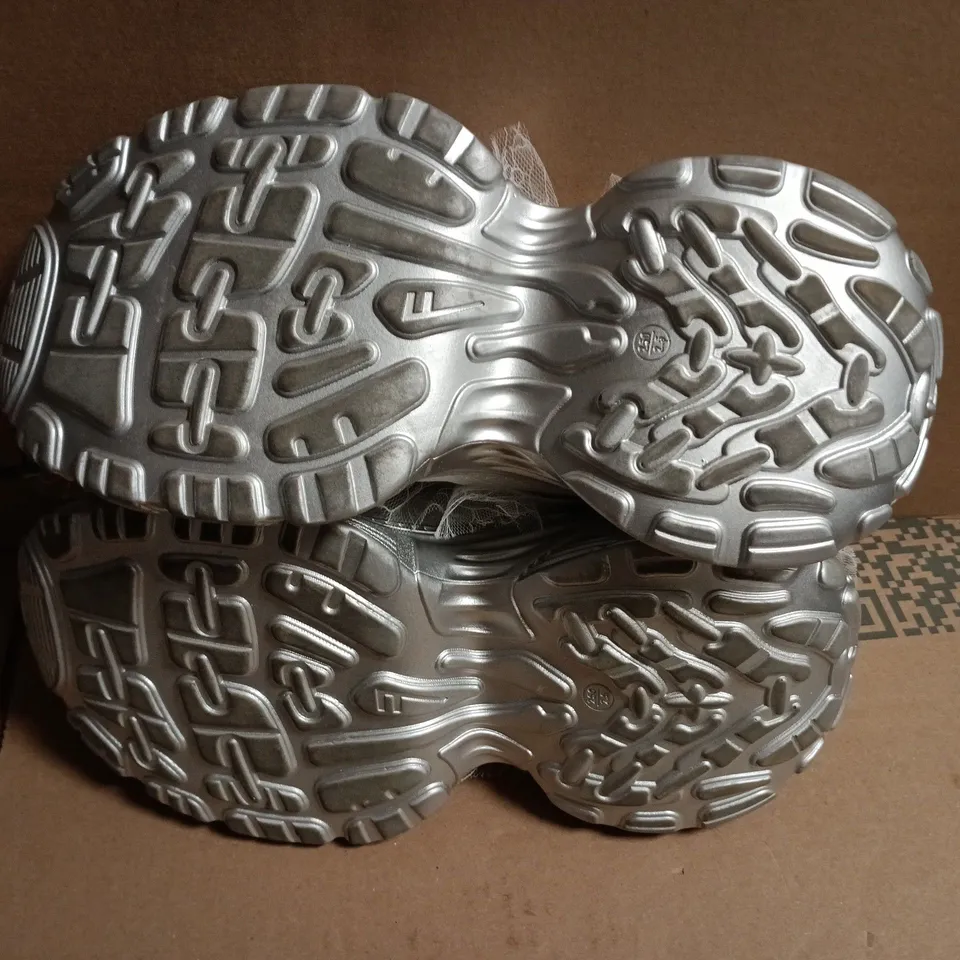 KIDS' SILVER LACE PARTY SHOES WITH PEARL & CRYSTAL EMBELLISHMENTS - 250/2.5