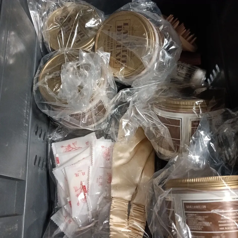 APPROXIMATEY 20 ASSORTED HEALTH AND BEAUTY PRODUCTS TO INCLUDE - CHAMPNEY'S BODY CLEANSER - FACIAL SHEET MASKS AND L'OREAL MEN EXPERT BARBER CLUB CLEANSER