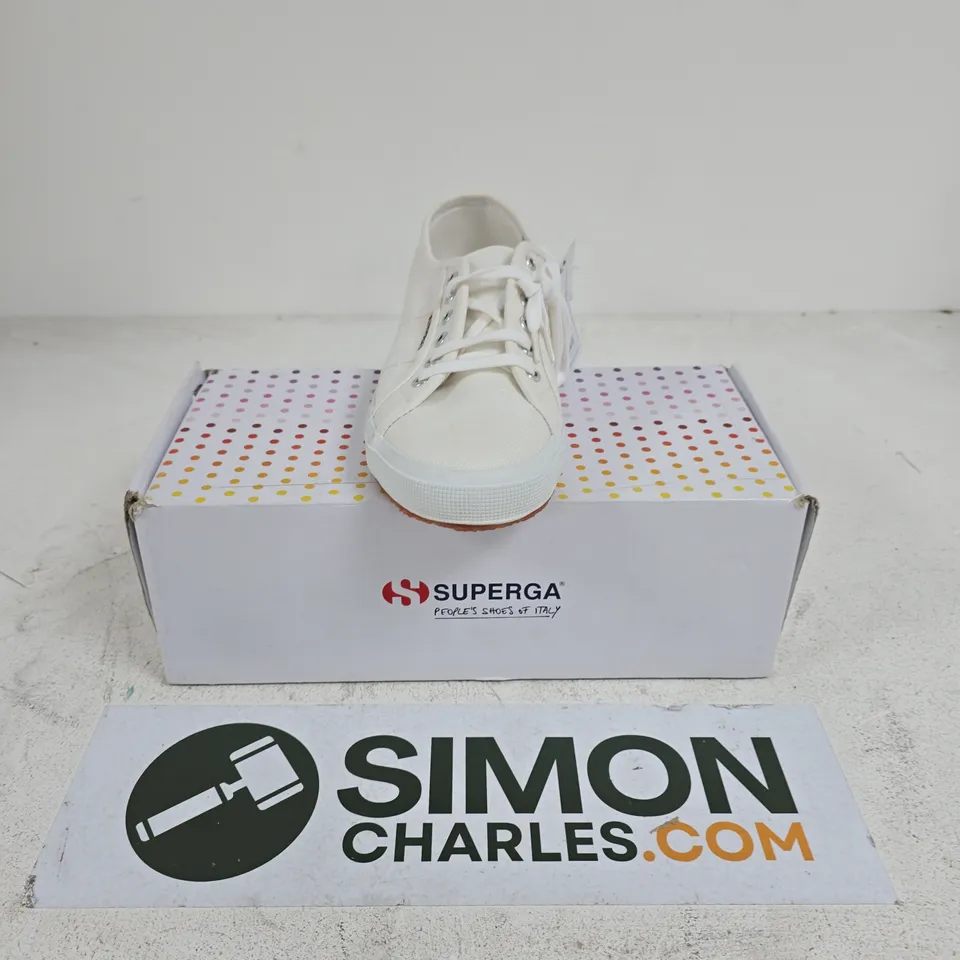 BOXED PAIR OF SUPERGA LINU SHOES IN WHITE - UK 11