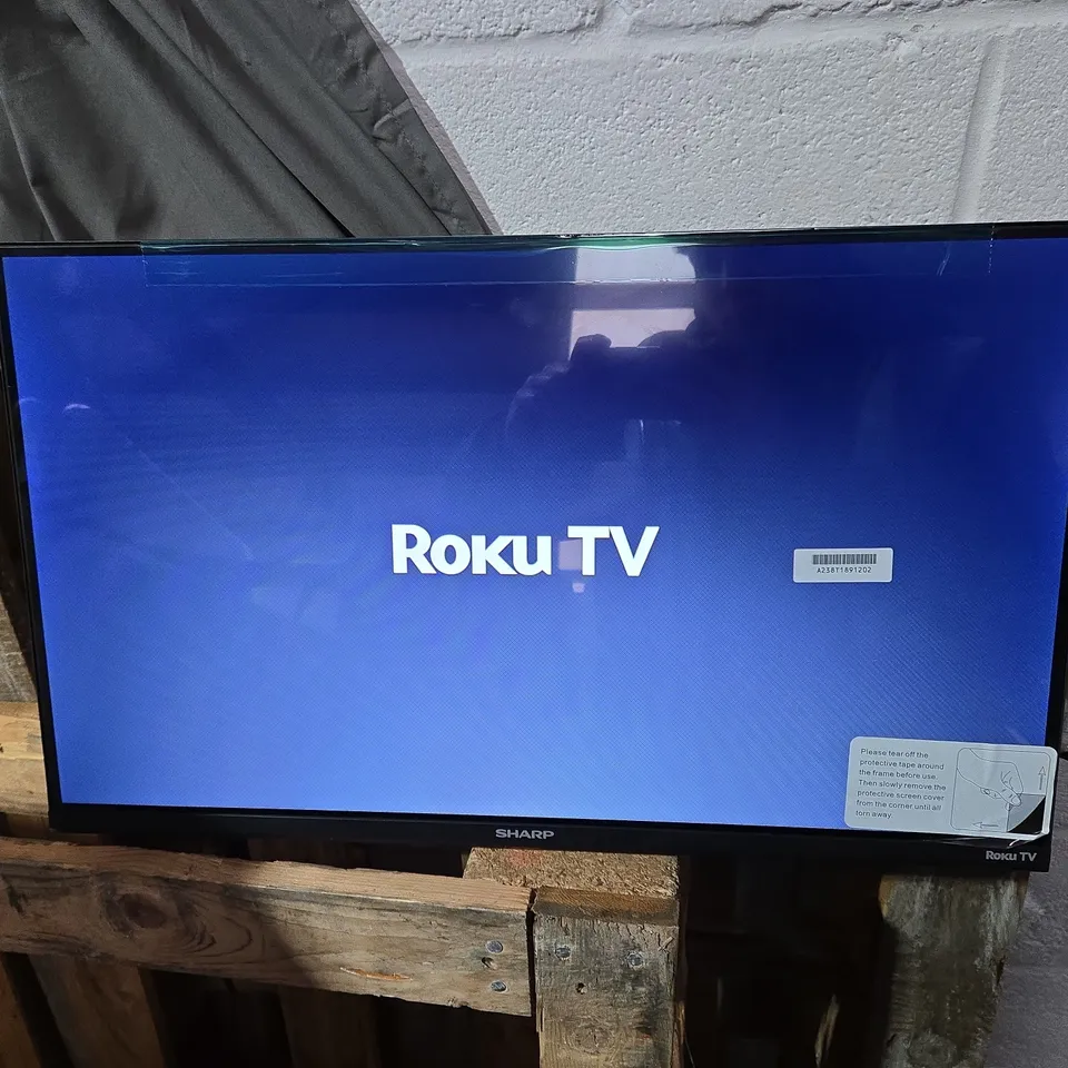 SHARP 24GD2K 24-inch HD-Ready Smart Roku TV