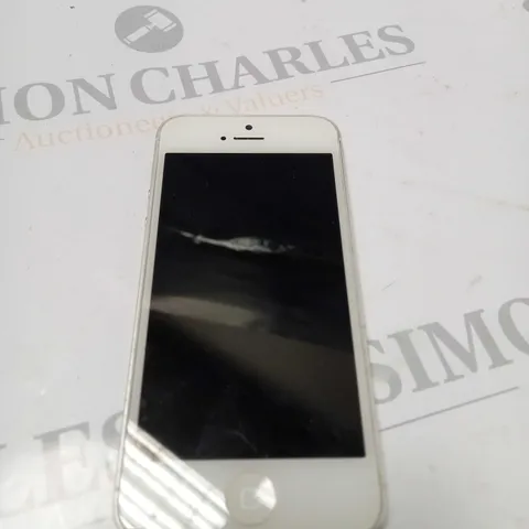 APPLE IPHONE WHITE MODEL A1429