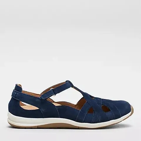 FREE SPIRIT PAIGE SHOE- NAVY SIZE 6