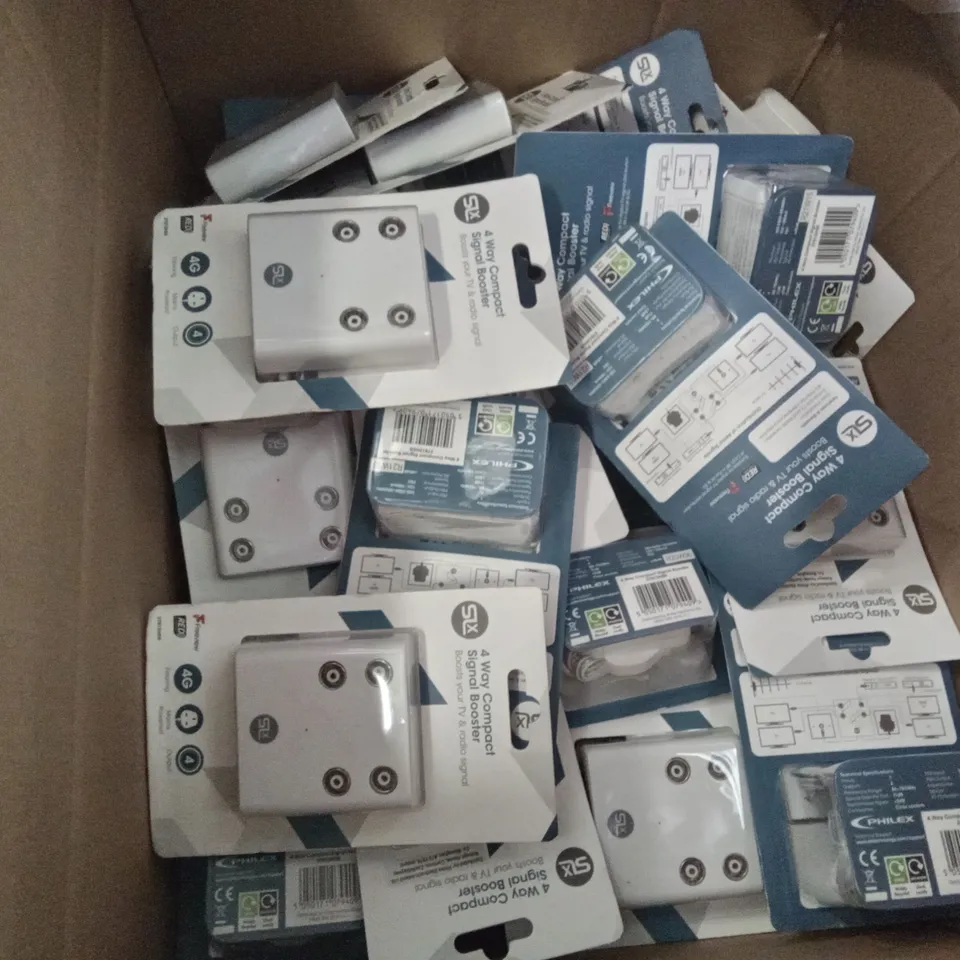 PALLET OF 14 BOXES OF SLX 4 WAY COMPACT SIGNAL BOOSTERS