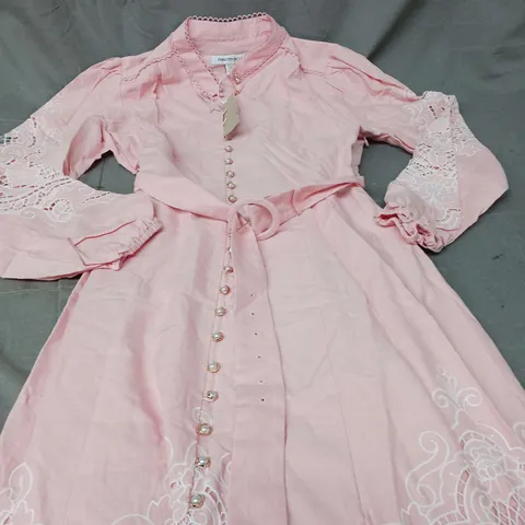 FOREVER NEW EMBROIDED MIDI DRESS - SIZE 14