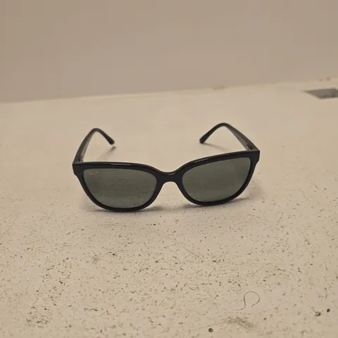 MAUI JIM SUNGLASSES - BLACK FRAME