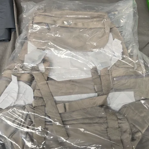 LULULEMON SPORTS BAG 
