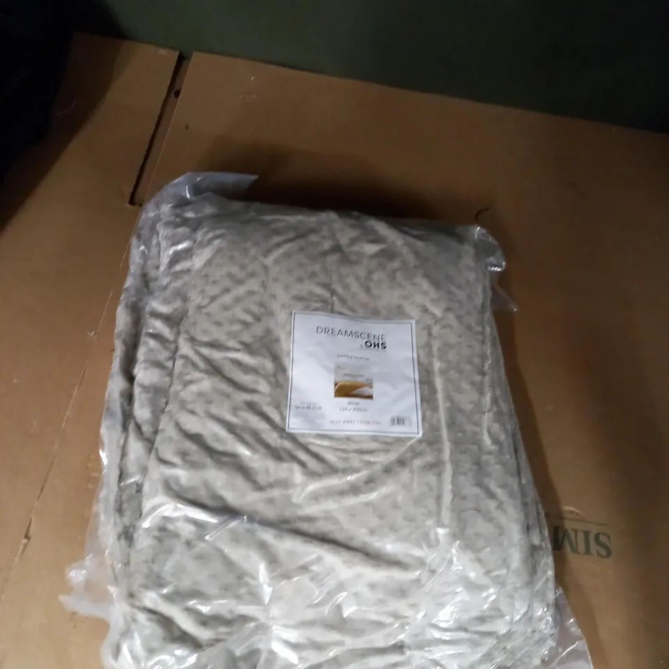 DREAMSCENE MINK BED THROW 