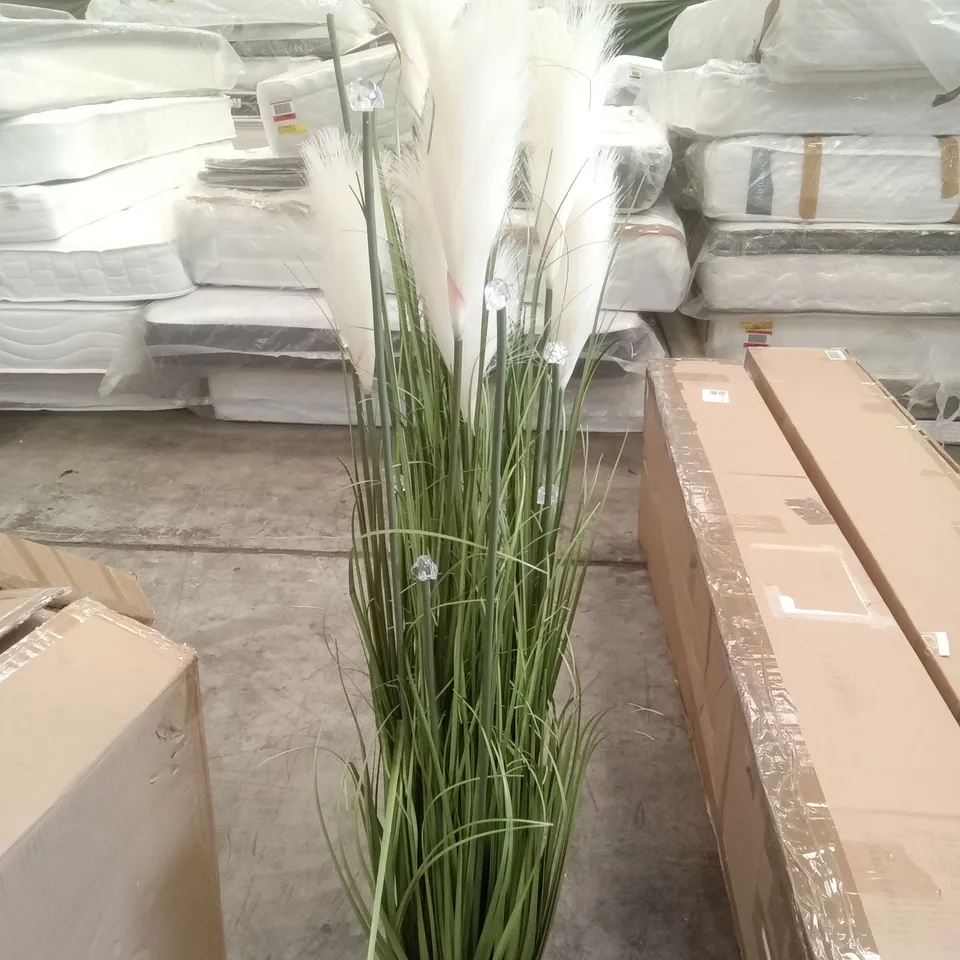 BOXED LED PAMPASS GRASS ARTIFICIAL PLANT