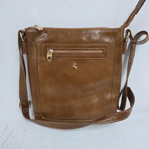 ASHWOOD LARGE CROSSBODY BAG WITH FRONT ZIP POCKET IN BROWN