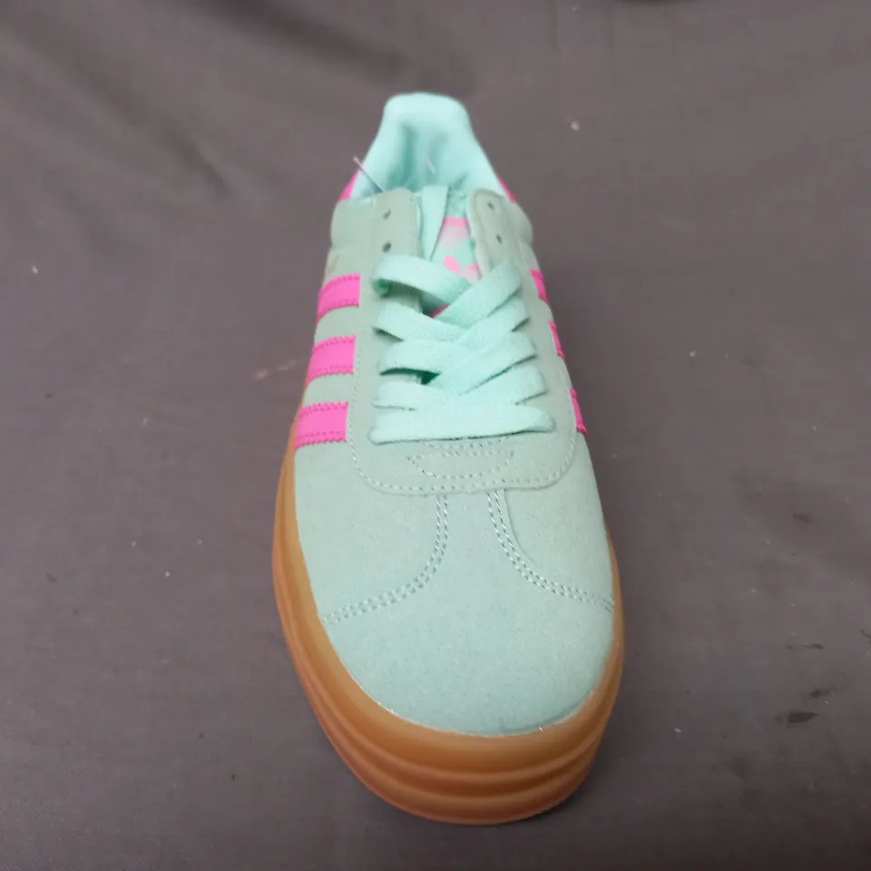 BOXED PAIR OF ADIDAS GAZELLE SHOES IN MINT GREEN/PINK UK SIZE 6