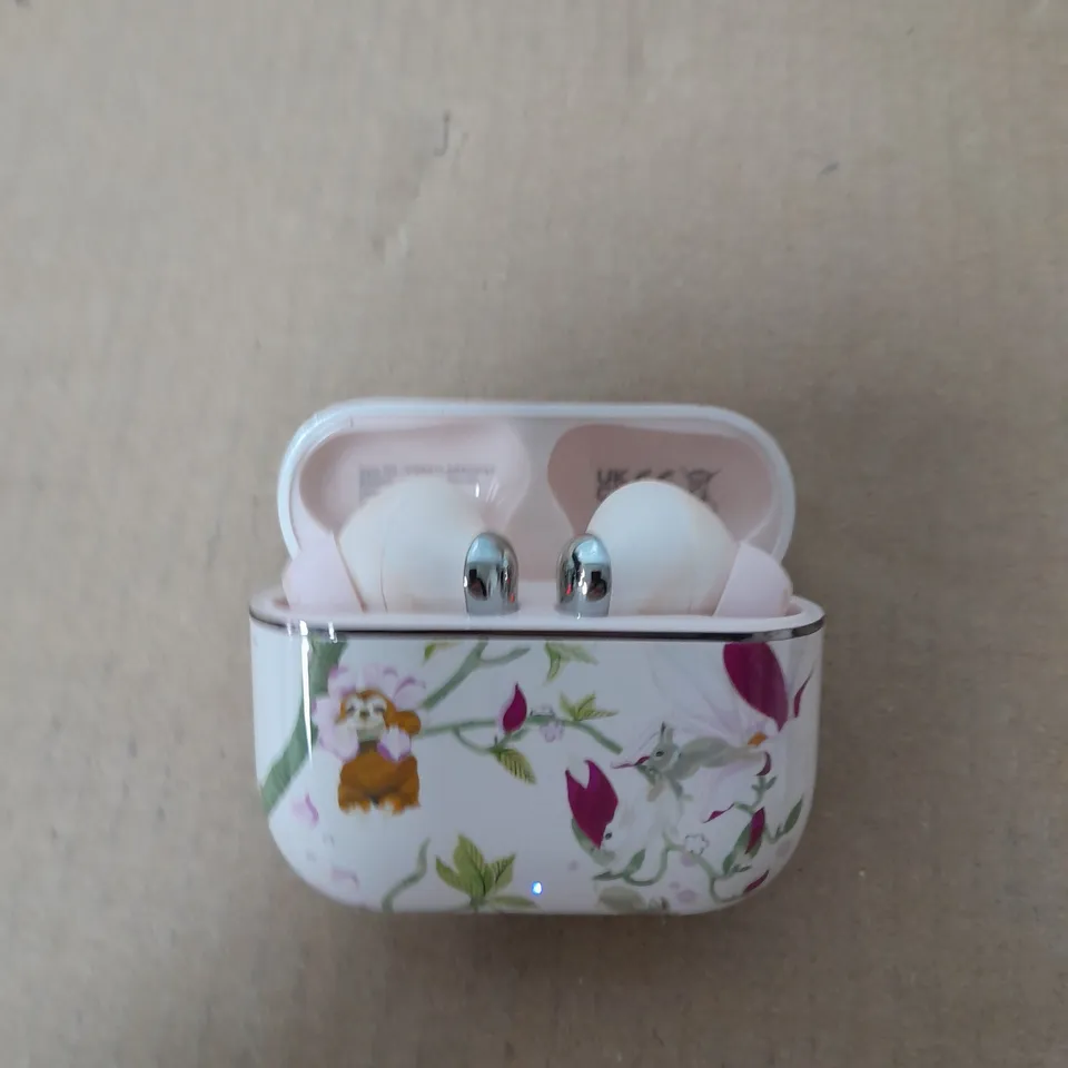 CATH KIDSTON TRUE WIRELESS EARBUDS