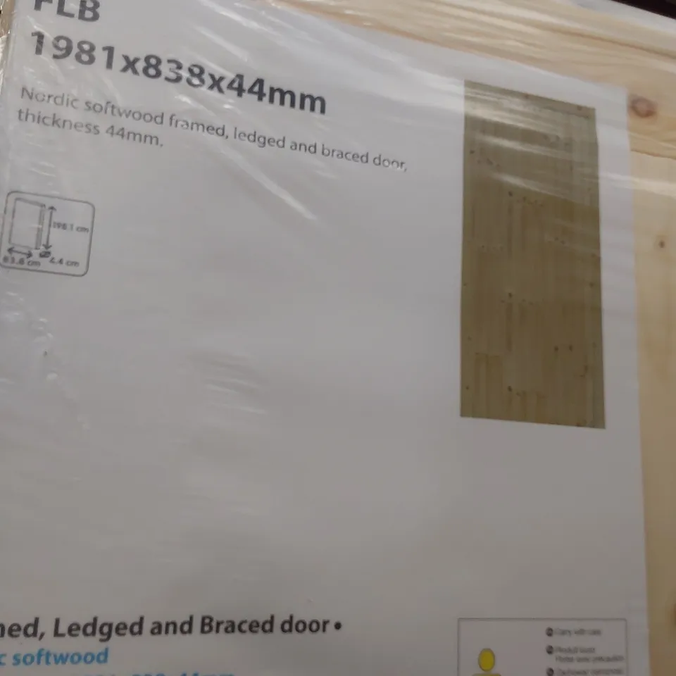 NORDIC SOFTWOOD FLB FRAMED, LEDGED & BRACED DOOR 1981 × 838 × 44mm