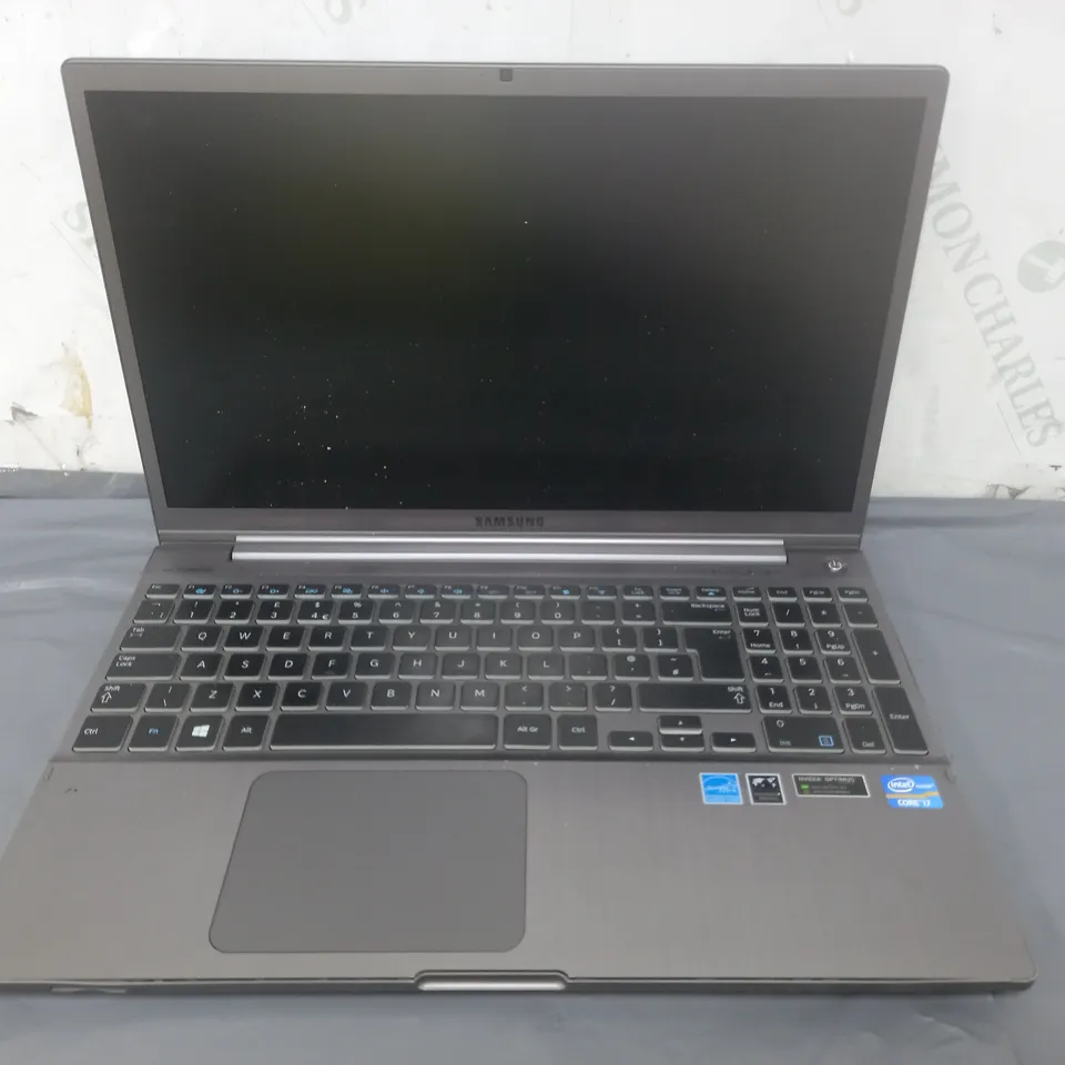 SAMSUNG 700Z3C/700Z5C 15 INCH I7-3635QM 2.40GHZ