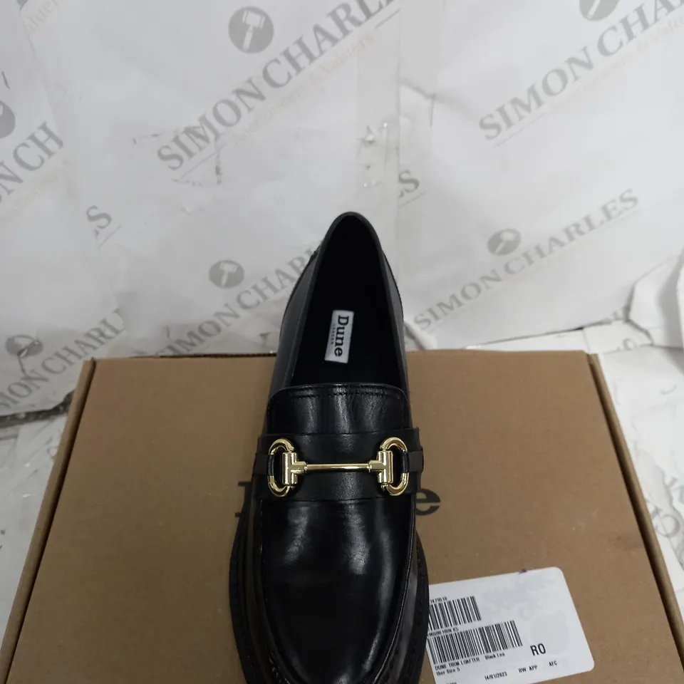 BOXED PAIR OF OUTLET DUNE GALLAGHER CHUNKY SNAFFLE TRIM LOAFERS IN BLACK UK SIZE 5