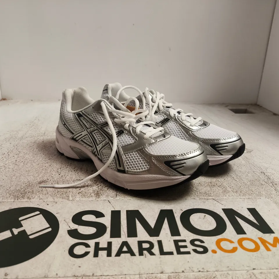 ASICS RUNNING SHOES – WHITE/GREY, PAIR UK 9